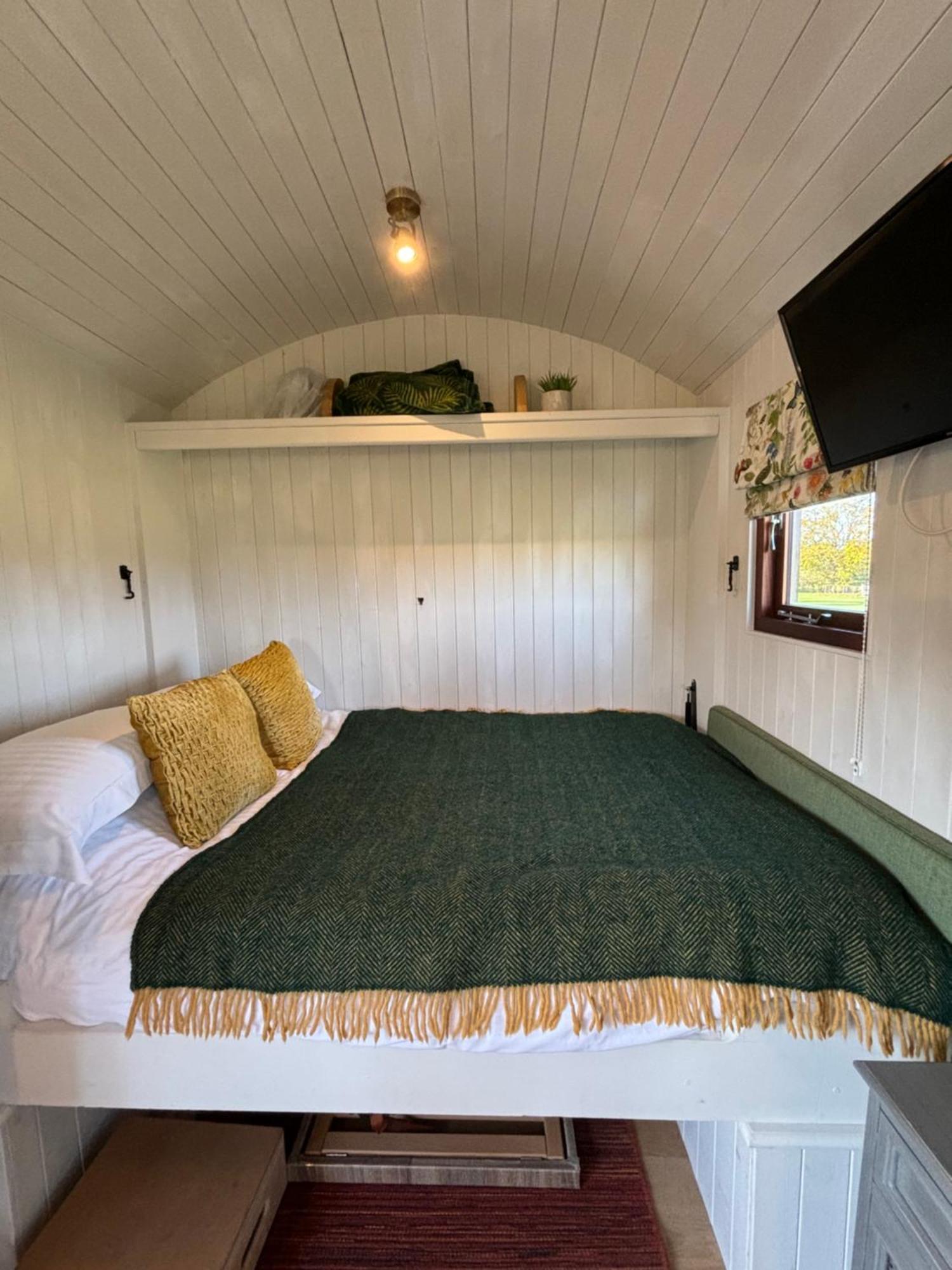 モントゴメリー Bron Hafren Bed & Breakfast エクステリア 写真